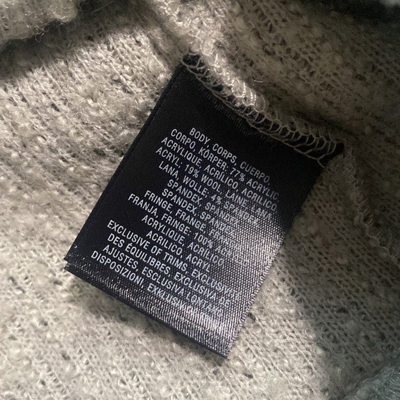 Anthropologie Angel of the North fringe cowl neck gray wool sweater size M - Picture 6 of 7